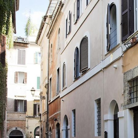 Studio Vicolo De Renzi Trastevere Рим Экстерьер фото